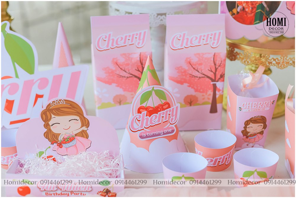 Trang trí sinh nhật cho bé gái chủ đề Cherry