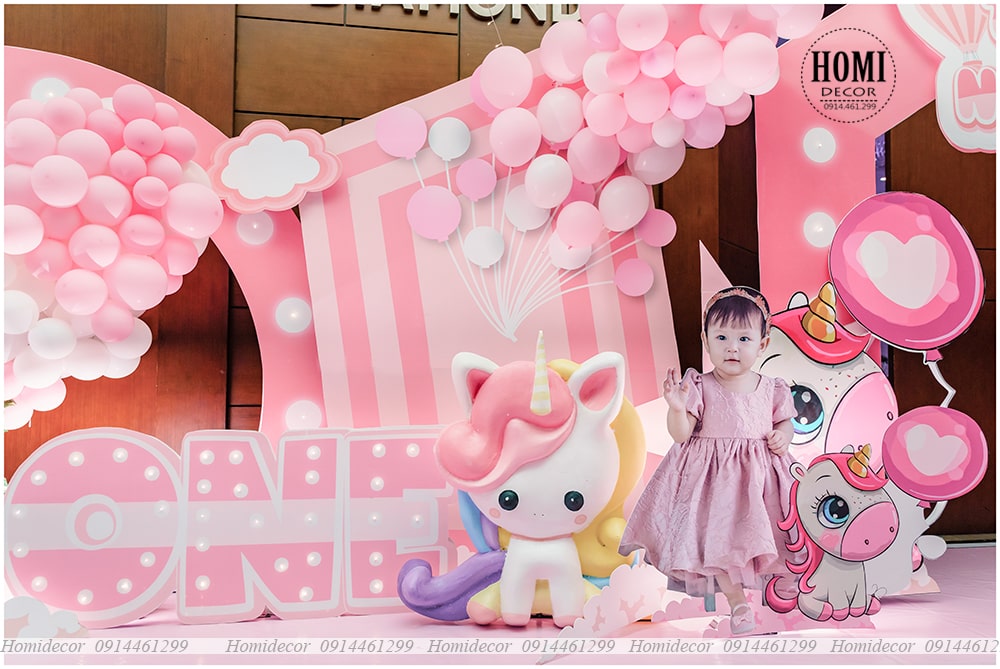 Trang trí sinh nhật cho bé gái chủ đề unicorn