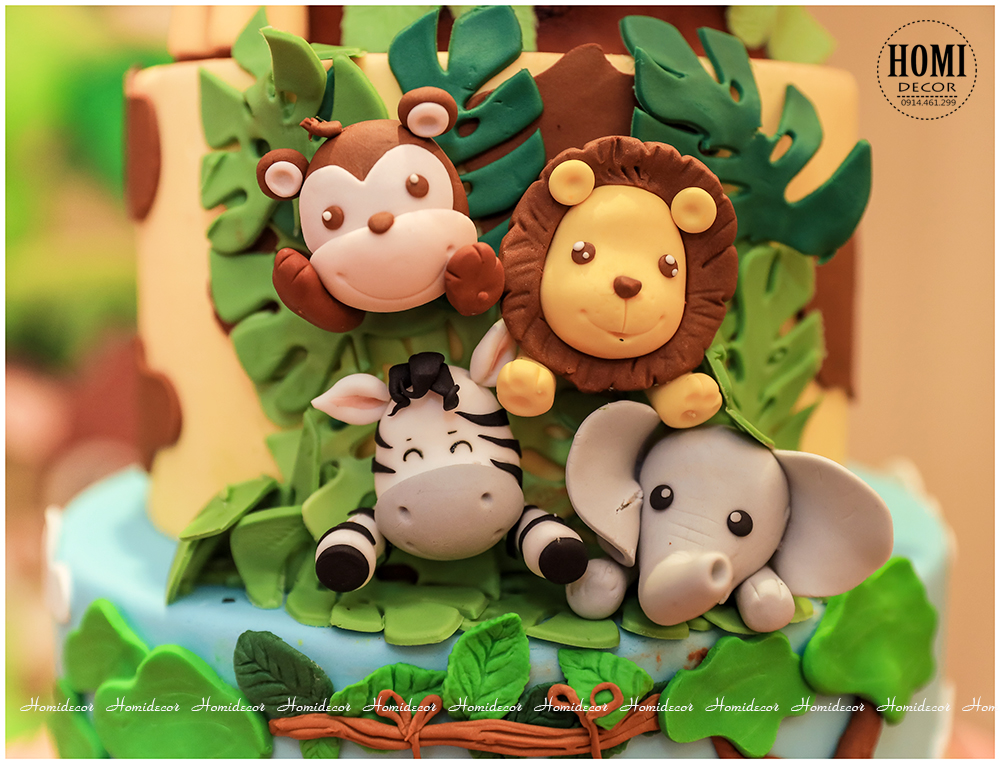Trang trí sinh nhật cho bé chủ đề rừng xanh - safari