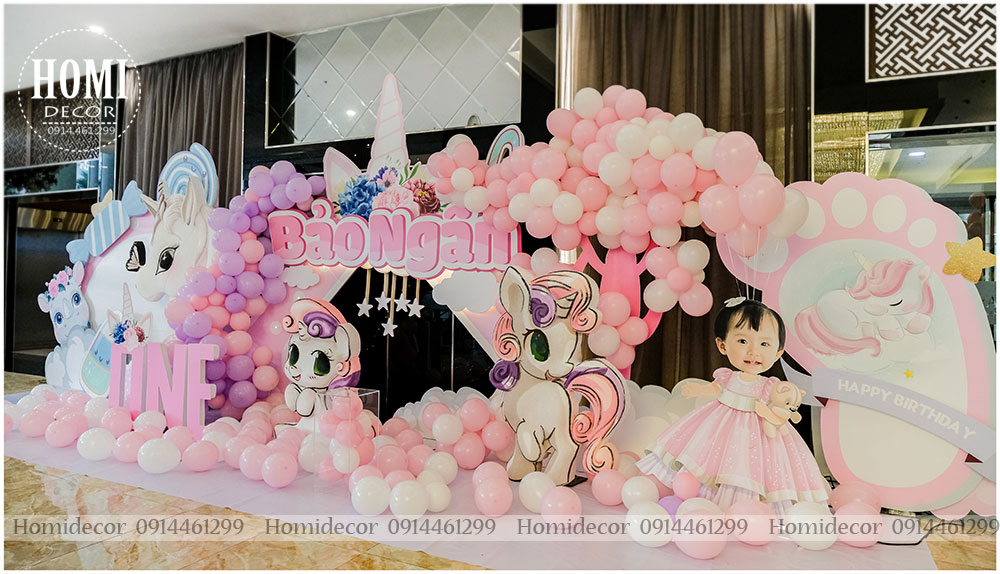 Trang trí sinh nhật cho bé gái chủ đề Unicorn