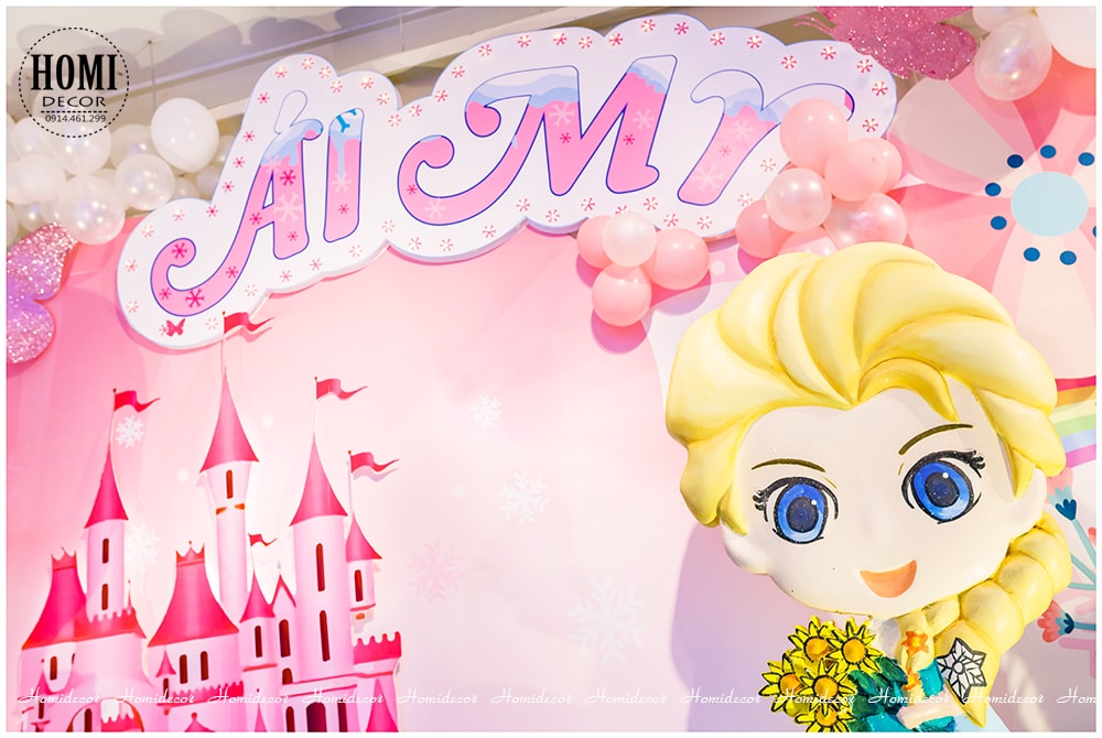 Trang trí sinh nhật cho bé chủ đề Elsa